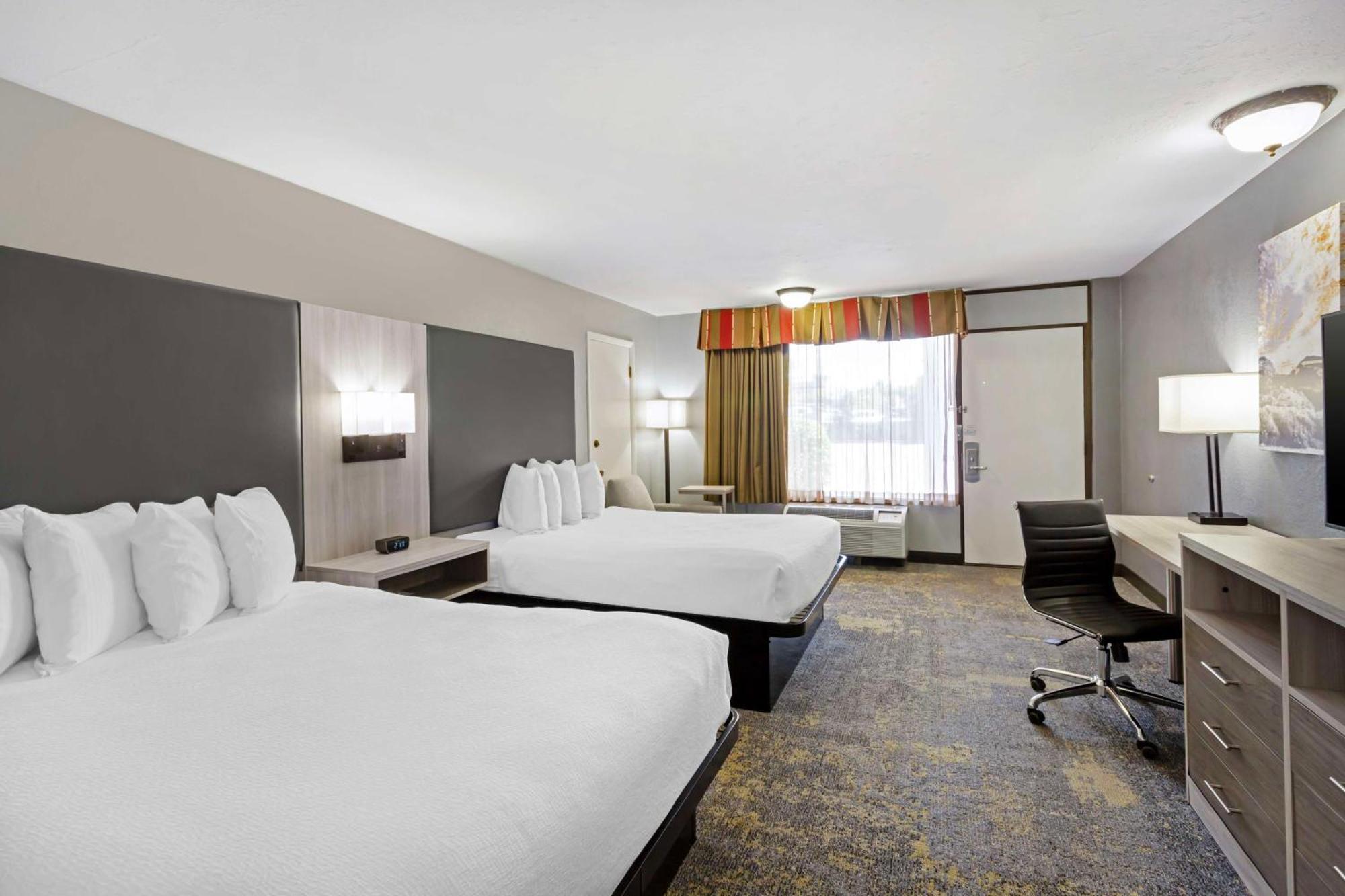 Best Western Plus Weston Inn Logan Eksteriør billede